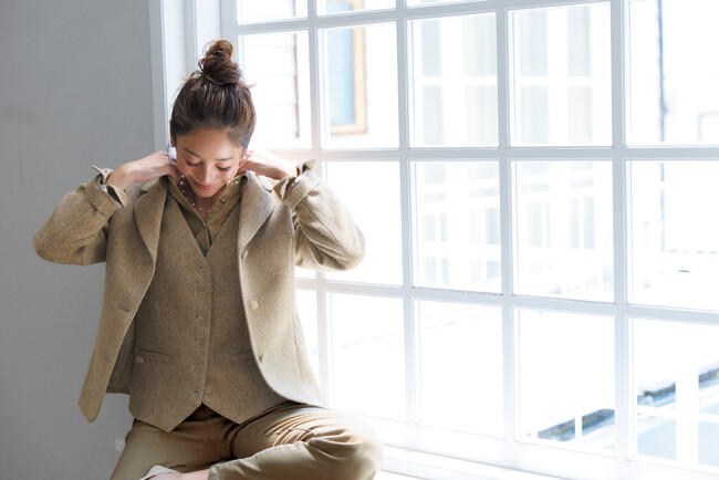 Mademoiselle NON NON（マドモアゼルノンノン）の2025年秋冬カタログ「A Touch of Comfort」が刊行。