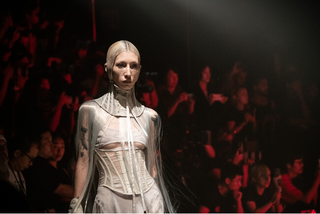 - Rakuten Fashion Week TOKYO 2026 S/S -　会期後半をスタート！