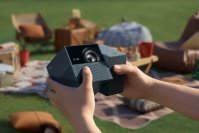TCL PROJECTOR「PlayCube」日本上陸！“手のひらでひねる”シネマ体験―　9月5日からGREEN FUNDINGで先行支援受付開始