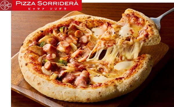 ビールと楽しむ本格窯焼きごちそうピッツァが期間限定で登場！「２種ソーセージポテト＆ビスマルク風ピッツァ」９月１１日（木）より販売開始、イオンお買物アプリでオトクなクーポンも。