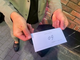 【調査事後レポート】　オーダーメイドの『KASHIYAMA』　東京・新橋にてビジネスパーソンを対象に “仕事終わりの身だしなみスーツ偏差値”診断を実施