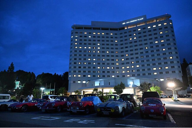 国内最大級のクラシックカーイベント「La Festa Autunno 2025」中継ゴール地点・ANAクラウンプラザホテル成田で “観覧×グルメ” 特別BBQプランを限定販売