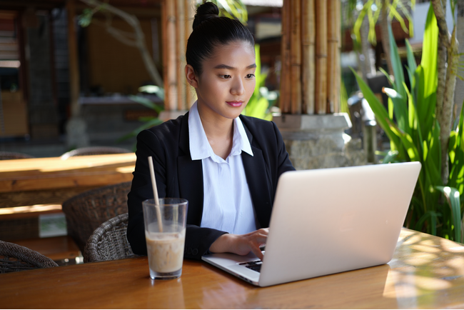Japan Digital Nomad work 戦略：AirGlobalAgencyの新ハイブリッド戦略がデジタルノマドによる365日収益を解き放つ！