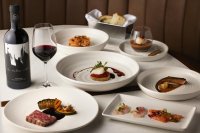 スカルペッタ東京 3周年の感謝を込めて
オリジナルワイン「La Dolce Vita（ラ ドルチェ ヴィータ）」を贈る、アニバーサリーキャンペーン開催
期間：2025年10月1日（水）～31日（金）