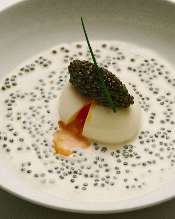 【DIOR】ヤニック・アレノがパリ本店「30 モンテーニュ」の新シェフに就任