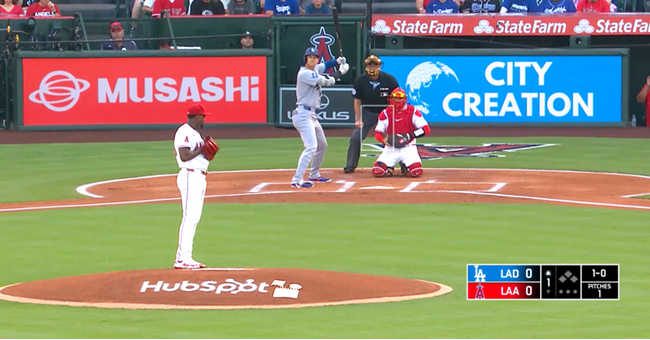 ムサシがメジャーの舞台に登場！ドジャース戦で看板広告掲出