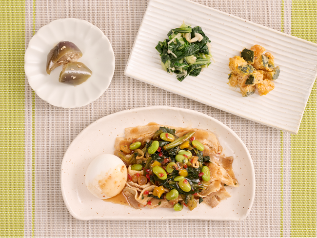 ピリ辛な味わいが食欲をそそる新中華メニュー「豚と彩り野菜のピリ辛甘酢だれ」が9月17日（水）に新登場