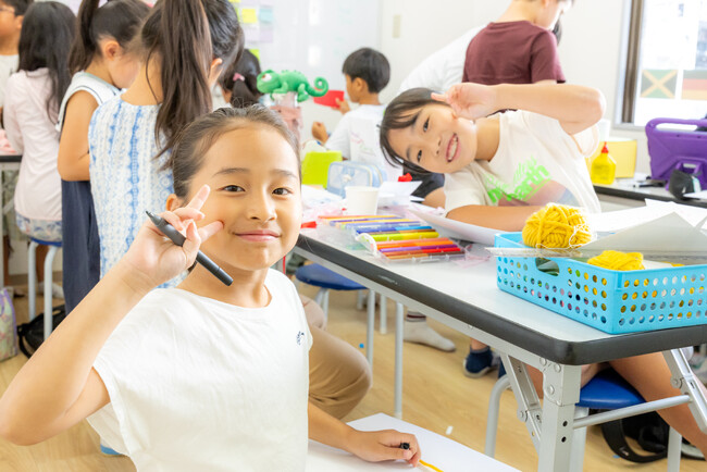 子どもたちが考えたビジネスアイディアを実社会へ ”アライブが円頓寺「秋のパリ祭」に出展” ～現場体験を子どもたちに～