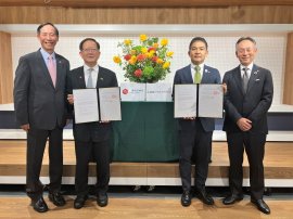 (写真左より)台湾人寿 総経理:荘中慶氏、中國信託樂活 董事長:陳國恩氏、株式会社東急イーライフデザイン 代表取締役社長:大柴 信吾、東急不動産株式会社 取締役 常務執行役員:丹下 慎也 (写真左より)台湾人寿 総経理:荘中慶氏、中國信託樂活 董事長:陳國恩氏、株式会社東急イーライフデザイン 代表取締役社長:大柴 信吾、東急不動産株式会社 取締役 常務執行役員:丹下 慎也