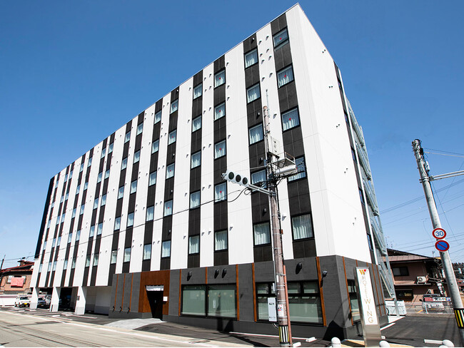 飛騨のバンブーランプが全客室を彩る―9月19日（金）リブランドの「KOKO HOTEL 飛騨高山」。飛騨バンブーランプアーティスト・OITA氏とコラボレーション