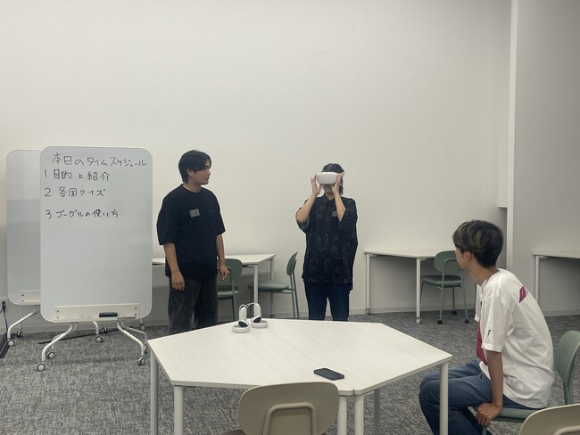 大阪・関西万博で追大生によるVR国際交流イベント開催。中高生が留学生と共に“横に並んで”世界を学ぶ旅