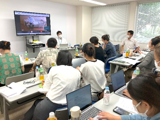 中国南寧市提携事業 同市介護職員に「スマート介護士」を活用した日式介護研修を実施いたしました。
