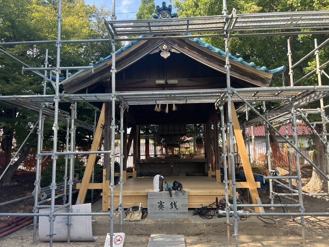 幼稚園、小学校のそばにある神社を守る、貴船神社修復に建設業が寄付支援