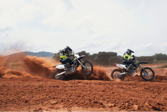 トライアンフから2026年モデル「新型TF 450-X」発表のお知らせ