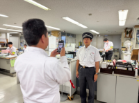 生成ＡＩを活用した画像認識による駅係員・乗務員の身だしなみチェックを行う実証実験を１０月１日（水）から実施します！