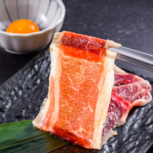 【A5ランク和牛カルビが税込550円】『牛恋』が10月より「秋限定商品」をスタート。ロースターいっぱいに広がる『A5和牛カルビの月見焼きすき』を9月26日より先行販売開始！
