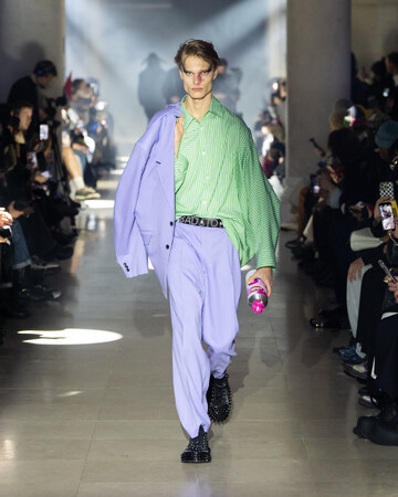 doublet2025年秋冬コレクションにてSynflux株式会社とのコラボレーションアイテムが発売