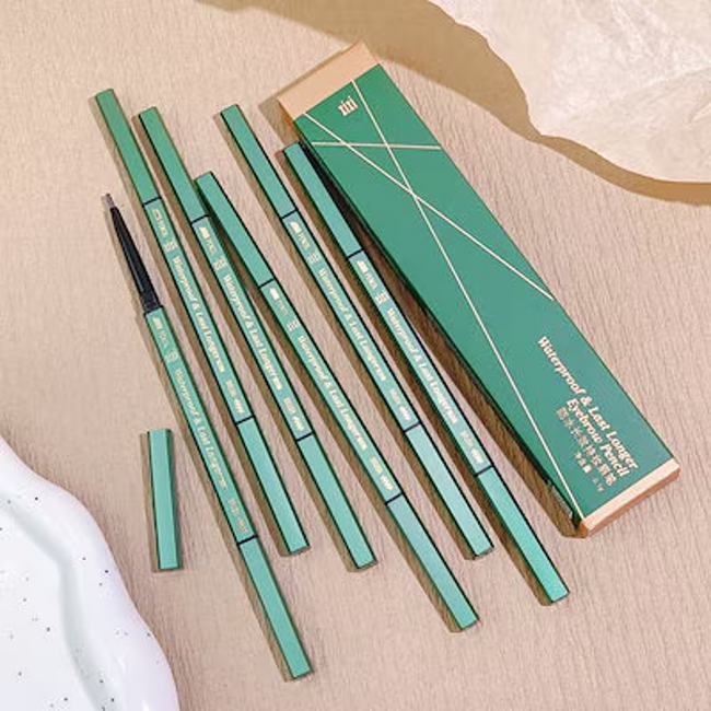 2025年8月 Qoo10月間コスメランキング発表！人気のカテゴリーごとに月間販売個数TOP5をご紹介