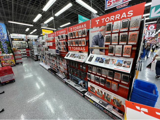 【TORRAS】家電量販店での取り扱いラインアップを拡大。ケースから充電器まで“まとめて揃う”ワンストップ体験を提供～