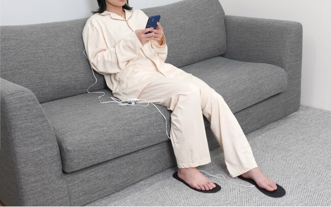 リラックスタイムに刺激をプラスするEMSフットパットでリフレッシュ『クセになるほど痛気持ちいい足裏EMS「アシピリ」』を発売