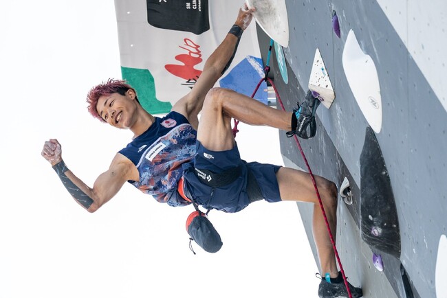 【快挙・摂南大学】ＩＦＳＣクライミング世界選手権２０２５ ソウル大会　国際学部３年 吉田 智音選手が準優勝！