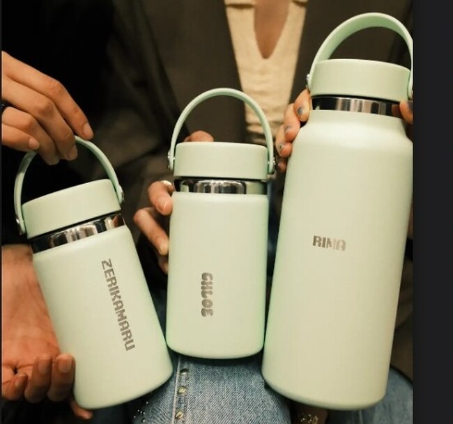 【阪急うめだ本店】今だけ！世界に一つだけのオリジナルボトルが作れる「Hydro Flask POP UP」 秋の新色も登場