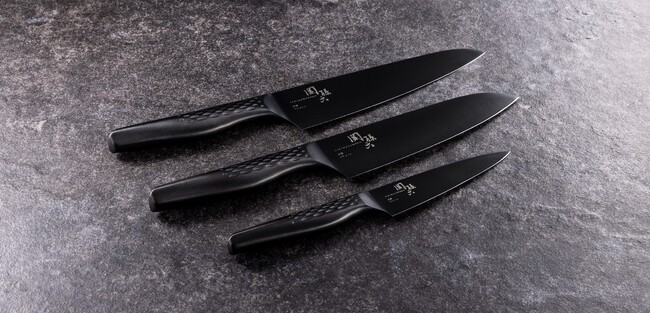 関孫六シリーズ売上No.1※1を誇る「匠創」から高級感あふれる漆黒カラーの包丁が新登場