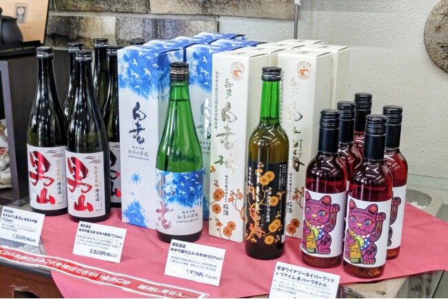 陶磁器会館のとこなめ観光案内所にて常滑の地酒とワインの販売を開始！