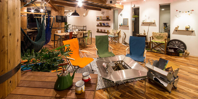 浜松365BASE outdoor hostelと人事図書館が提携し「人事図書館 浜松分館」をオープン