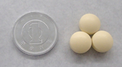 【第2回】リポビタンＤＸ　小さな錠剤に秘めた製剤技術
“ぎゅっと”詰めて、“するんと”飲みやすい