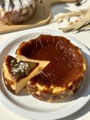 マカダミアバスクチーズケーキ マカダミアバスクチーズケーキ