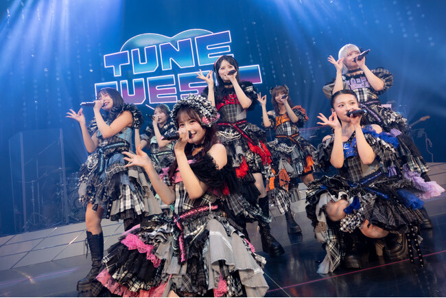 CANDY TUNE、初の全国ツアーが横浜で開幕　新曲「アイしちゃってます(ハート)」「永遠Twilight」を初披露！