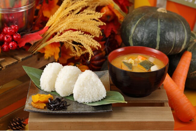 【10/10～】スイパラで“塩むすび×豚汁”の黄金コンビが食べ放題！「スイパラ秋の大収穫祭」で待望の復活