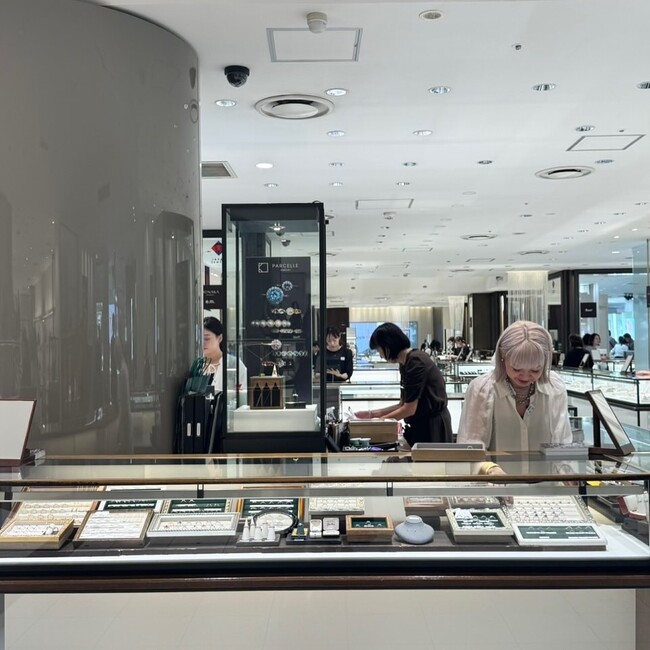 【PARCELLE JEWELRY】伊勢丹新宿店で LIMITED SHOP を開催