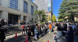 早稲田大学のキャンパスがライブステージに。─フェス企画─