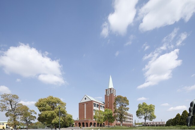 西武文理大学、新感覚オープンキャンパス「Comme L’avenir 2025 Autumn」を渋谷ヒカリエ8/COURTにて開催。パブリック・ウエディング、社会対話、映像インスタレーションの一日