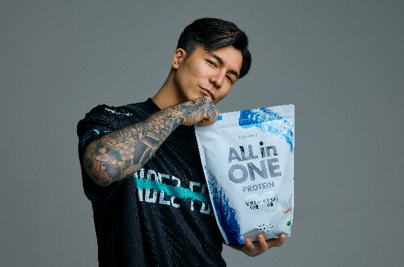大人気ボディメイクサプリブランド「AMBiQUE」がDJ? Foy率いるeスポーツチーム「NOEZ FOXX」とスポンサー契約