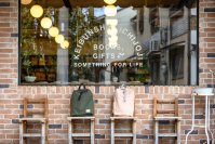 【WONDER BAGGAGE】京都・一条寺の書店「恵文社」にて10月25日(土)～11月7日(金) POP UP開催