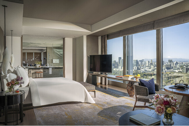 【フォーシーズンズホテル東京大手町】「コンデナスト・トラベラー 2025 リーダーズ ・チョイス・アワード」日本で1位、世界のべストホテル部門では14位の快挙