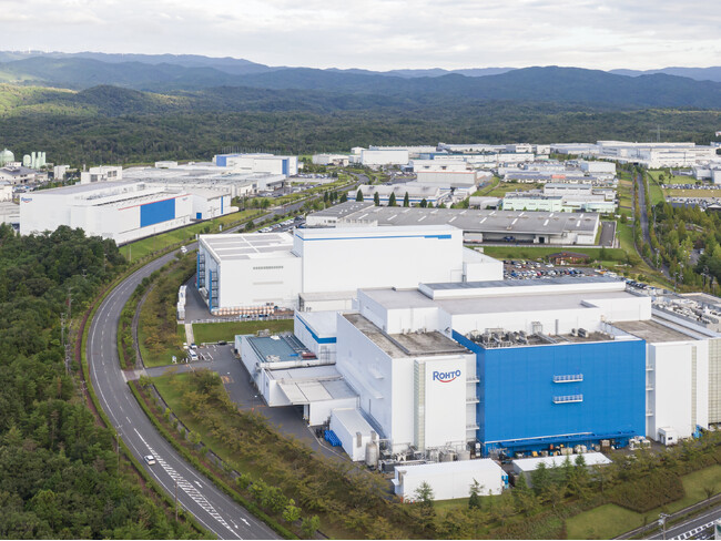 3社協業で物流改革へ　ロート製薬、ミルボン、Haleonジャパンが共同配送を開始