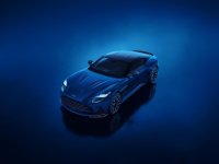 アストンマーティンDB12 S　パフォーマンスとスタイルの最高峰