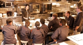 11月1日より会員募集開始、農林水産省認定「日本料理の調理技能認定資格・ブロンズ」等を取得させる「KELP」割烹道オンライン講習プログラムをスタートさせます。