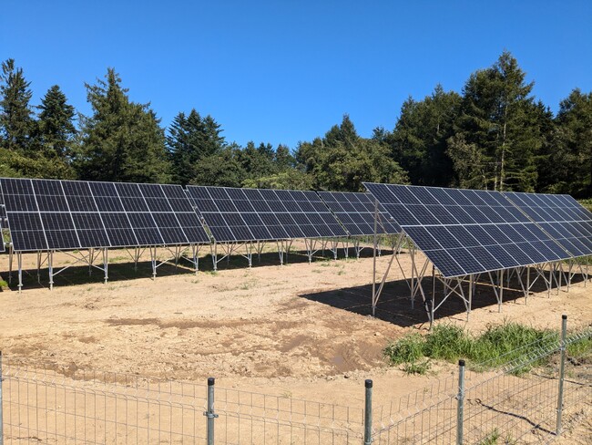 北海道エリアにおける年間10MWの太陽光発電所の開発に関する基本合意契約締結について