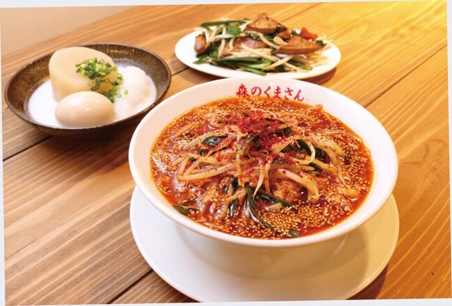 『秋田辛麺 森のくまさん』の2号店が、秋田県横手市にオープン