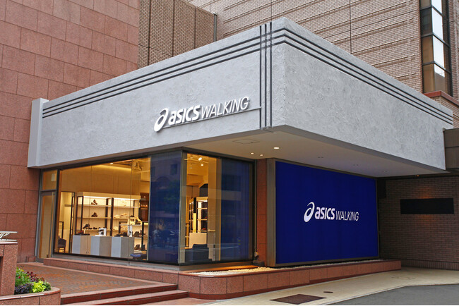 ASICS Walkingの直営店「ASICS WALKING帝国ホテルプラザ東京」10月10日（金）オープン！