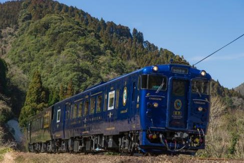 「特急 かわせみ やませみ」で行く!HANARIAクルーズ&門司港散策、ツアー発売中!