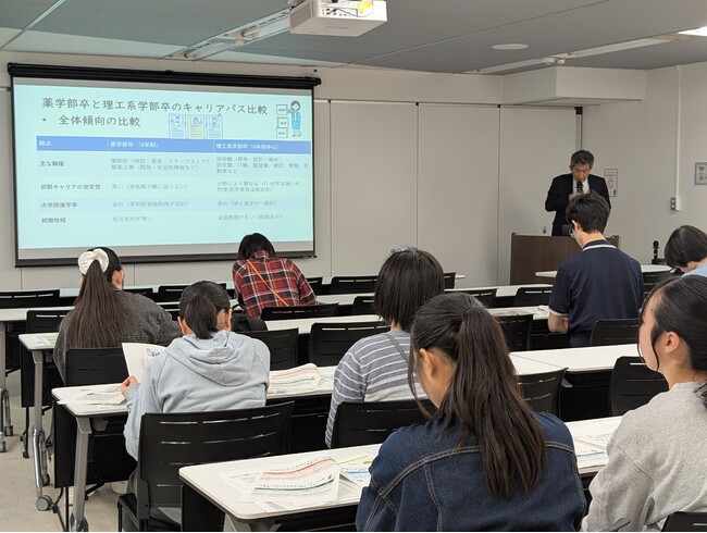 「薬剤師って何を研究するの？」 神戸学院大学薬学部が薬学の世界をわかりやすく紹介