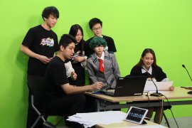 スタジオからの配信の様子