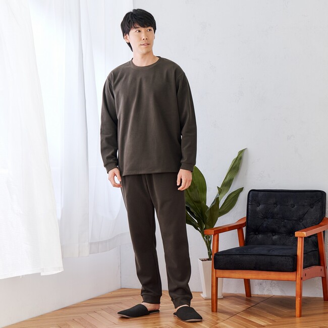 大好評につきAOKIの疲労回復アイテム続々拡大中！！「RECOVERY CARE＋(R)」からフリースタイプが新登場！