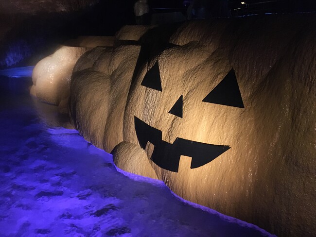 【ハロウィン】ヤバい!デカい!期間限定「南の島の地底ジャック・オー・ランタン」!